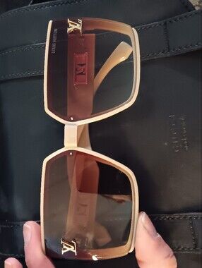 Louis Vuitton Beige Frame Brown Gradient Oversized Square Sunglasses